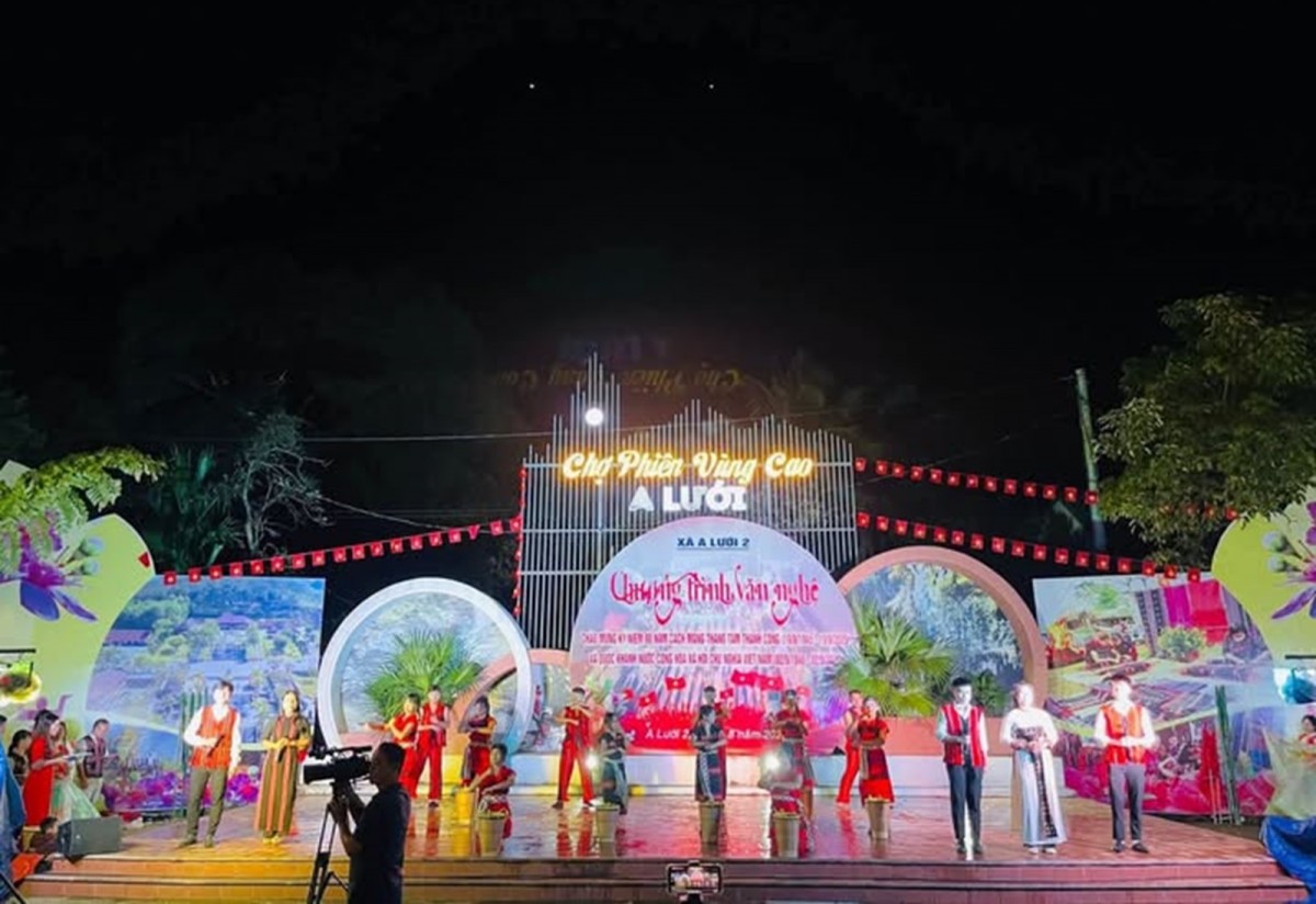 Thúc đẩy tiêu dùng xanh, chuyển đổi số cùng phụ nữ vùng biên A Lưới