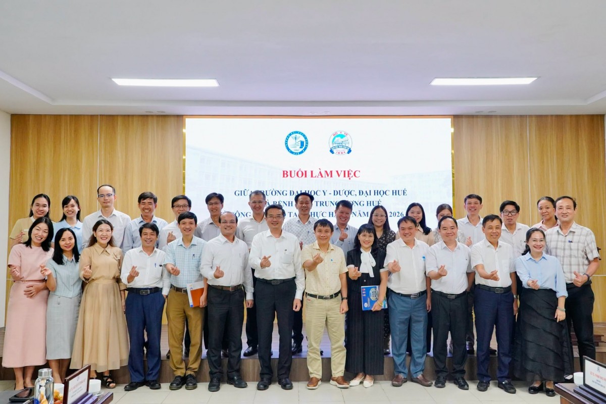 Tp. Huế: Hợp tác Viện - Trường, chuẩn hoá đào tạo vì nguồn nhân lực y tế chất lượng cao