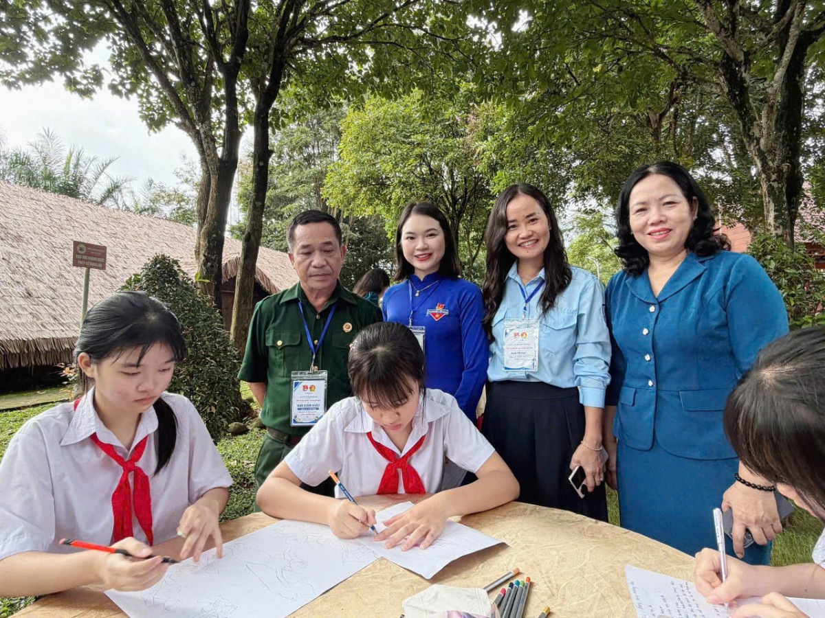 Đồng Nai: Những người lính già gieo mầm lý tưởng, tuổi học trò nuôi dưỡng khát vọng