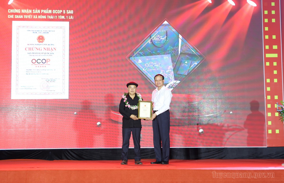 Tuyên Quang khai mạc Festival nông sản, OCOP, làng nghề gắn kết du lịch năm 2026