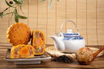 Ăn bánh trung thu thế nào để vừa ngon miệng vừa không lo tăng cân?