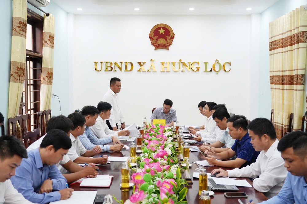 Đẩy nhanh mặt bằng Dự án KCN VSIP Huế, hướng tới công nghiệp xanh, bền vững