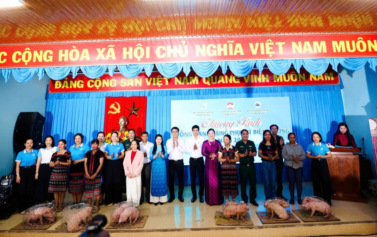 Đồng hành cùng phụ nữ biên cương, tiếp sức vươn lên thoát nghèo