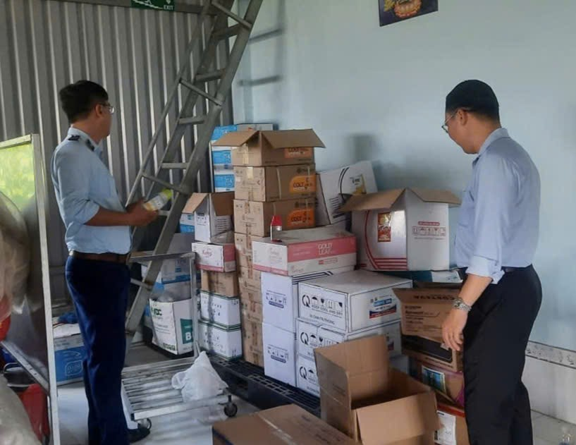 Đồng Tháp: Phát hiện hộ kinh doanh bán phân bón giả