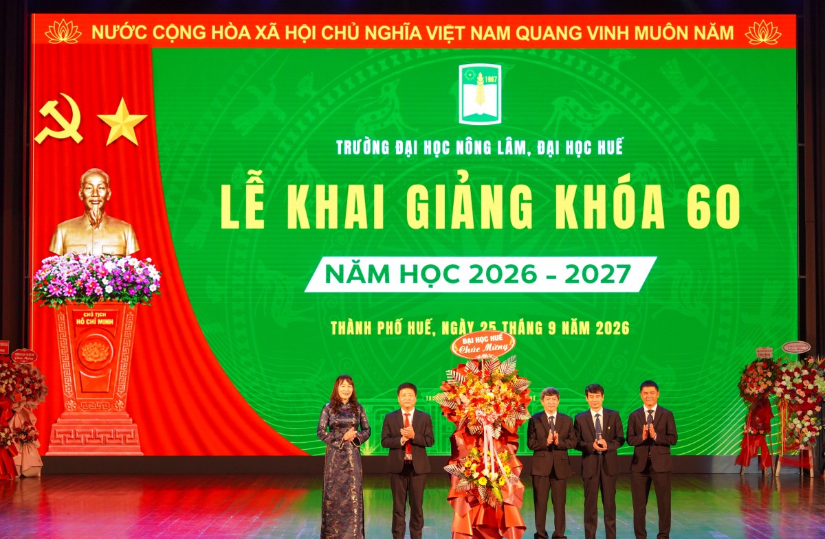 ĐH Nông Lâm - ĐH Huế tiếp sức sinh viên, hướng tới phát triển bền vững