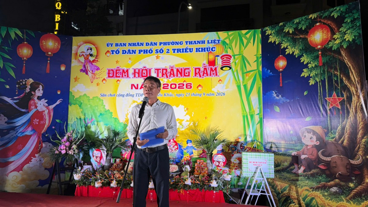 Hà Nội: Tổ dân phố số 2 Triều Khúc trao 600 suất quà Trung thu cho thiếu nhi