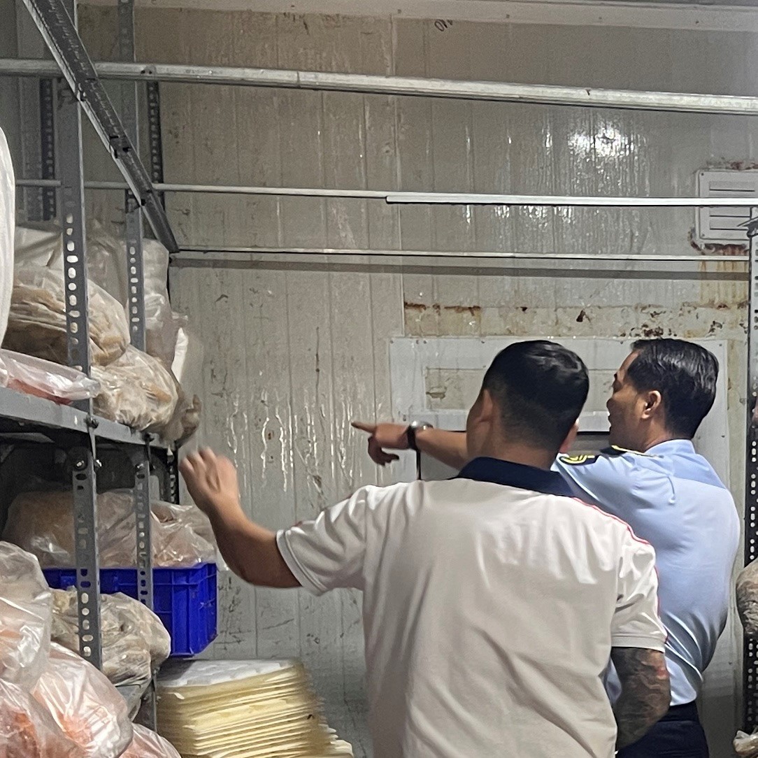 Đồng Nai: Phát hiện hơn 256 kg thịt gà không có hạn sử dụng