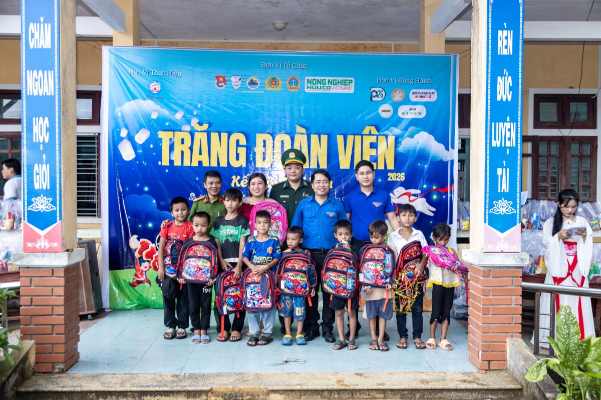 Trăng đoàn viên - Kết nối trái tim - Lan tỏa yêu thương nơi biên giới A Lưới