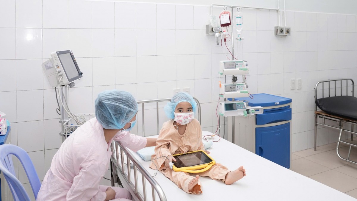 BVTW Huế: Ghép tế bào gốc thành công cho bệnh nhi 4 tuổi suy tủy xương vô căn