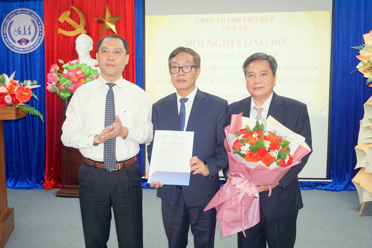 Tp. Huế: Ông Nguyễn Khoa Nguyên được bổ nhiệm Giám đốc BV Lão khoa - PHCN