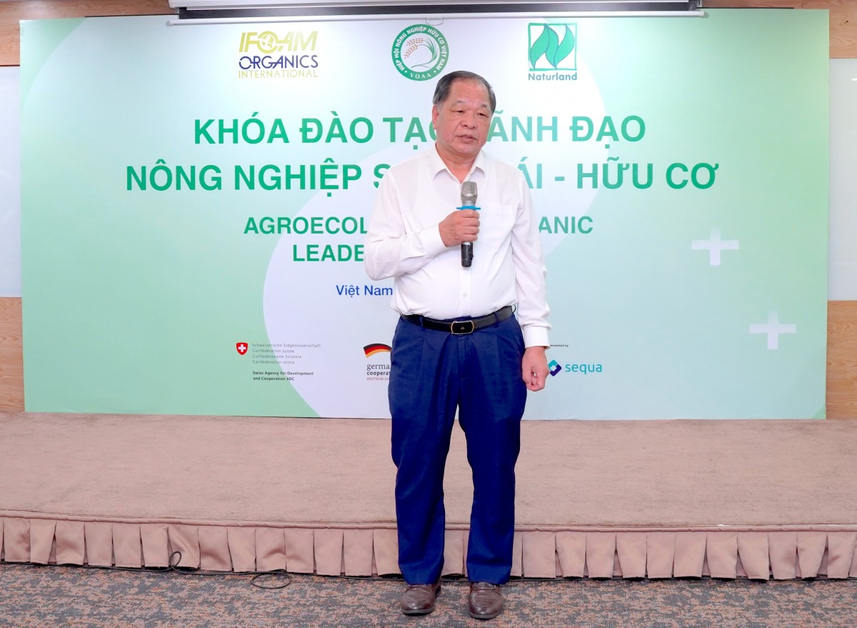 TSKH. Hà Phúc Mịch, Chủ tịch Hiệp hội Nông nghiệp Hữu cơ Việt Nam, kỳ vọng các học viên tiếp tục trở thành những hạt nhân lan tỏa nông nghiệp sinh thái và hữu cơ tại địa phương, cộng đồng.