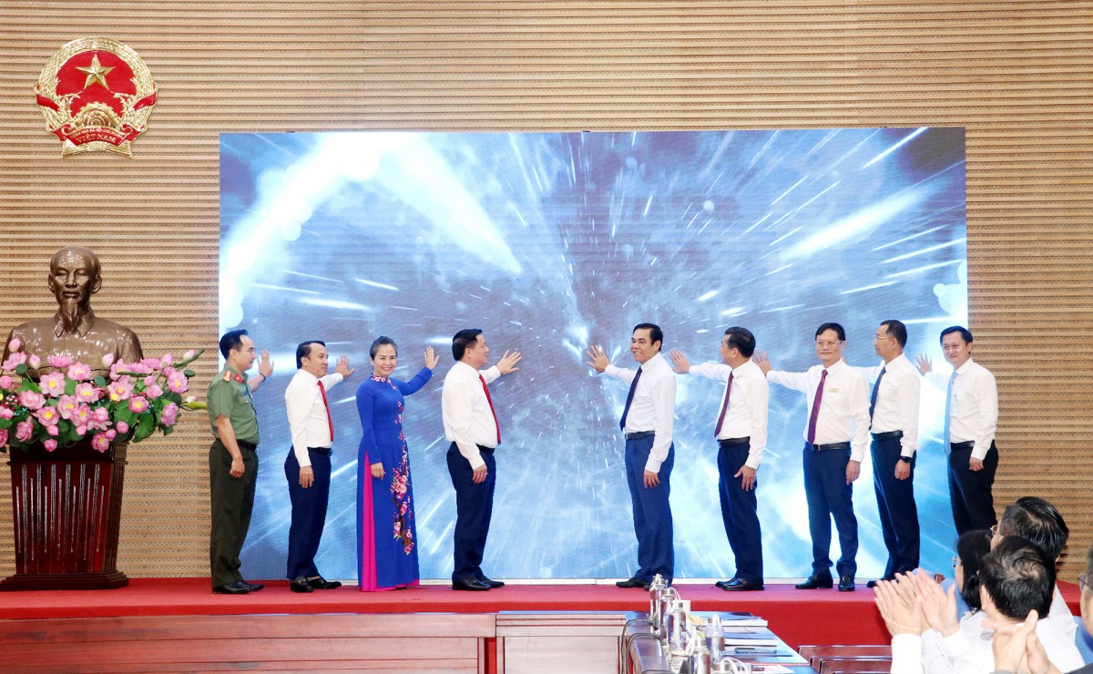 Nghệ An ra mắt, đưa vào vận hành thử nghiệm Kho dữ liệu dùng chung