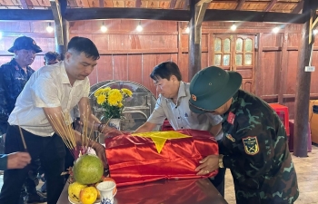 Quảng Ngãi: Hành trình đưa hài cốt liệt sĩ từ Măng Ri về Tu Mơ Rông