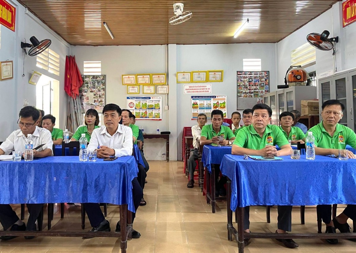 Tp. Huế: Hội nông dân Phú Bài đổi mới hoạt động Hội từ Chi hội nghề nghiệp nuôi gà