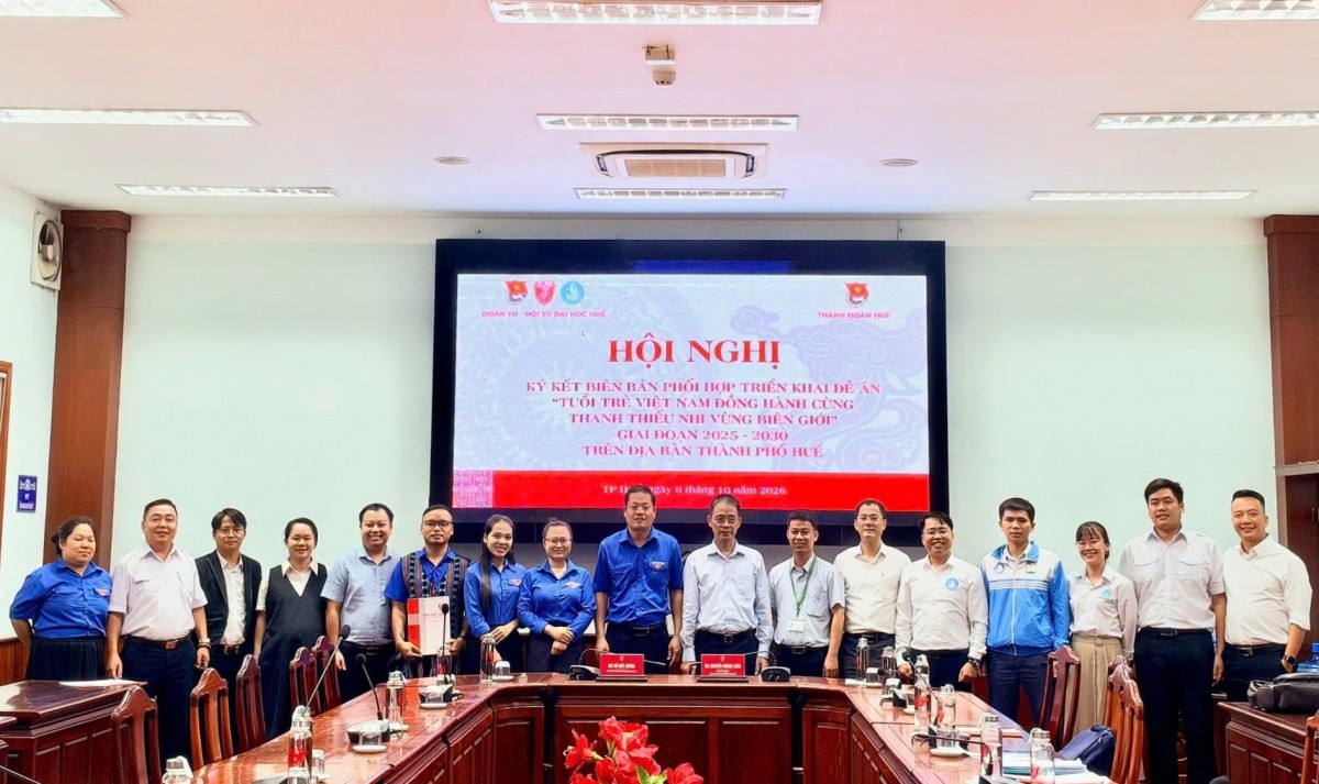 Lan tỏa tri thức, sức trẻ đến cùng thanh thiếu nhi vùng biên giới A Lưới
