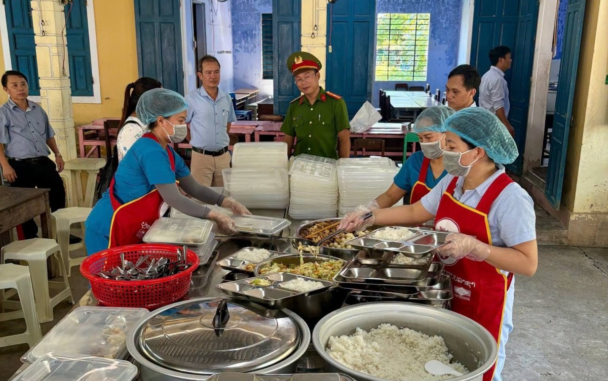 Tp. Huế: Phường Dương Nỗ tăng cường kiểm tra an toàn thực phẩm tại trường học