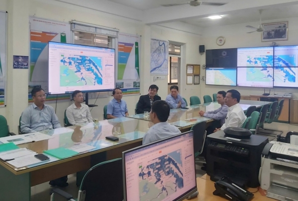 Huế mưa lớn cực đoan - Chủ động ứng phó mưa lũ, bảo vệ an toàn tính mạng người dân