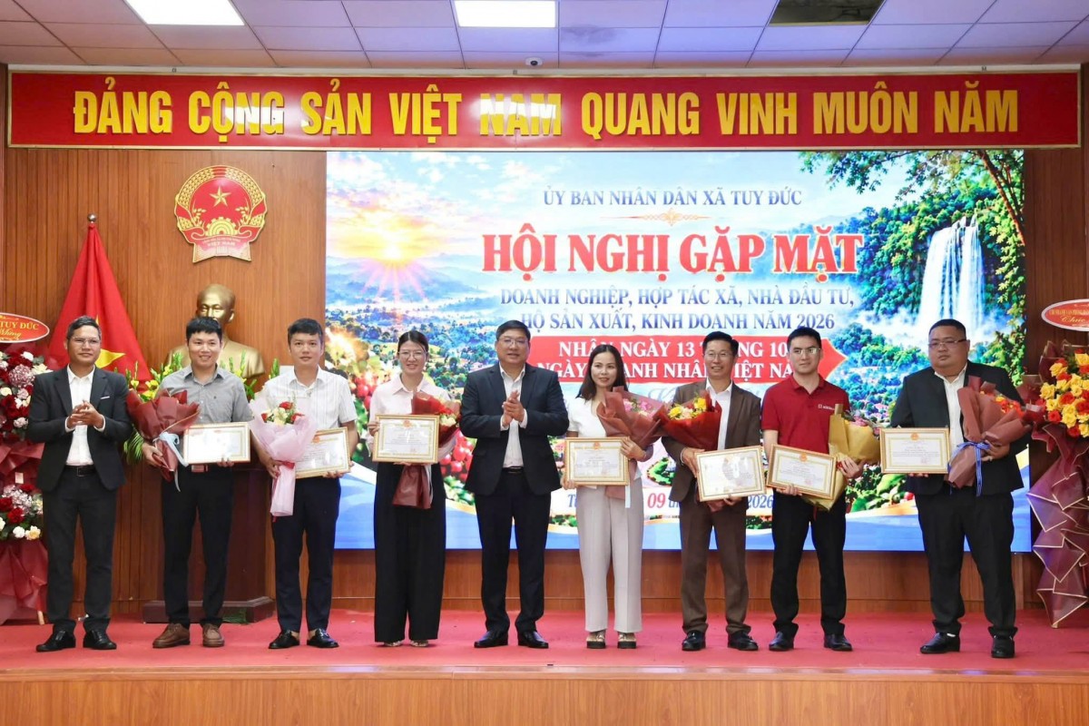 Lâm Đồng: Tuy Đức gặp mặt doanh nghiệp, kết nối thu hút đầu tư Lâm Đồng: Tuy Đức gặp mặt doanh nghiệp, kết nối thu hút đầu tư