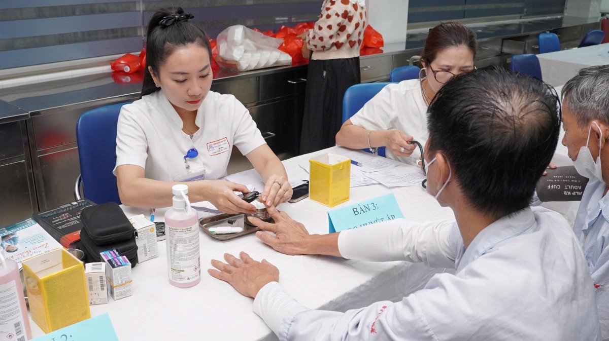 Tp. Huế thúc đẩy dự phòng sớm, chăm sóc sức khỏe người cao tuổi toàn diện