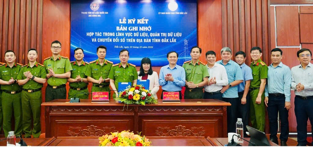 Đắk Lắk hợp tác Trung tâm Dữ liệu Quốc gia, thúc đẩy quản trị dữ liệu và chuyển đổi số