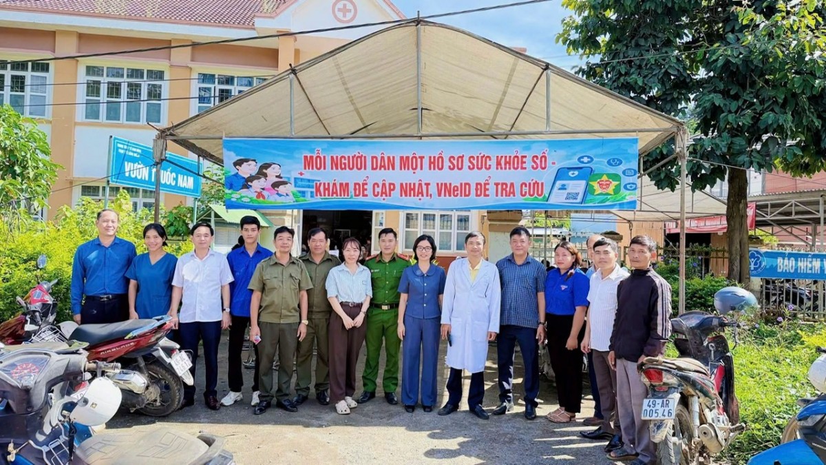 Chăm sóc sức khỏe toàn dân làm nền tảng cho phát triển nông nghiệp hữu cơ bền vững