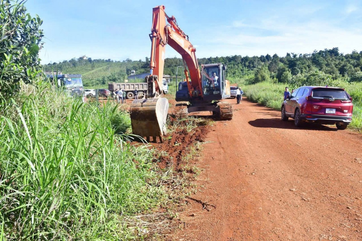 Lâm Đồng: Động thổ xây dựng tuyến đường giao thông liên xã Nâm N’Jang - Trường Xuân - Đắk N’Drung (cũ)