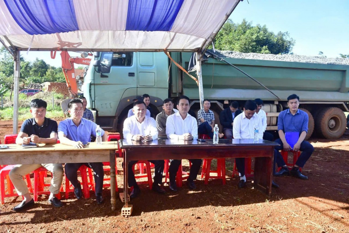 Lâm Đồng: Động thổ xây dựng tuyến đường giao thông liên xã Nâm N’Jang – Trường Xuân – Đắk N’Drung (cũ)