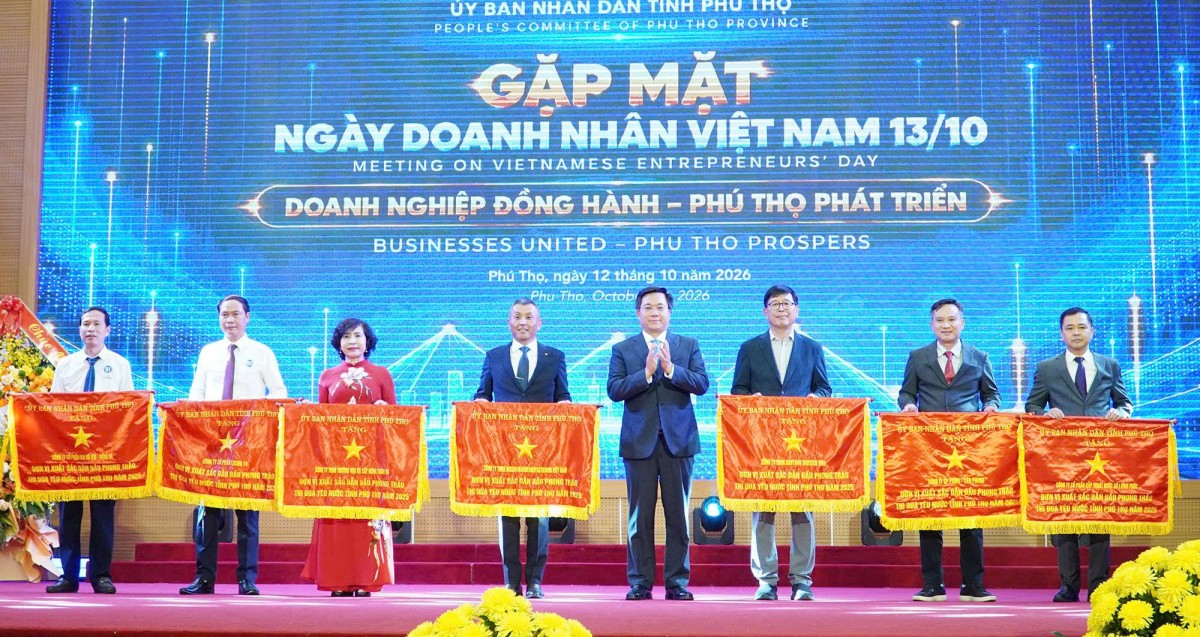 Gặp mặt Ngày Doanh nhân Việt Nam với chủ đề “Doanh nghiệp đồng hành - Phú Thọ phát triển”
