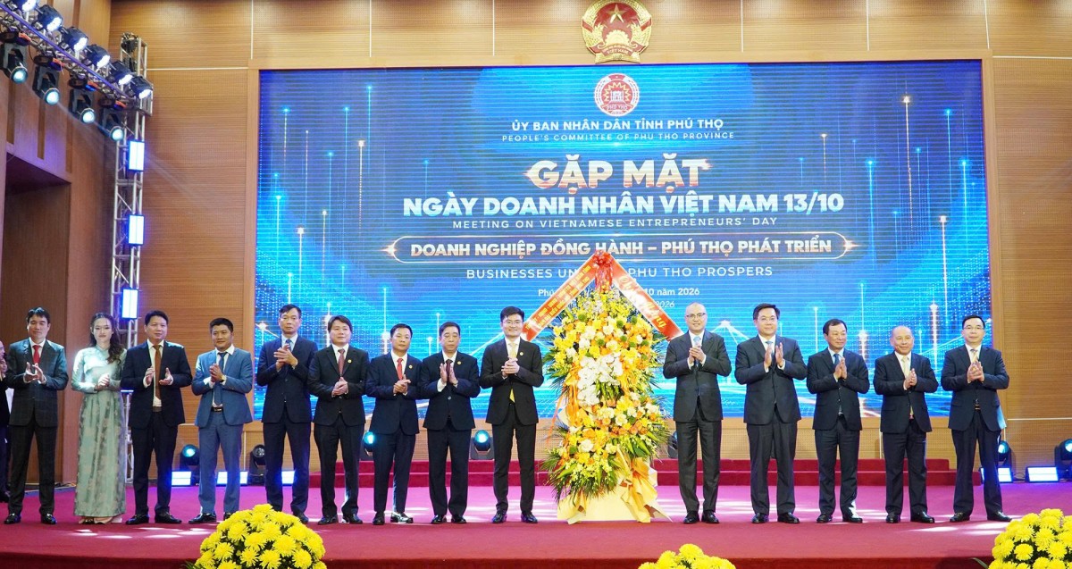 Gặp mặt Ngày Doanh nhân Việt Nam với chủ đề “Doanh nghiệp đồng hành - Phú Thọ phát triển”