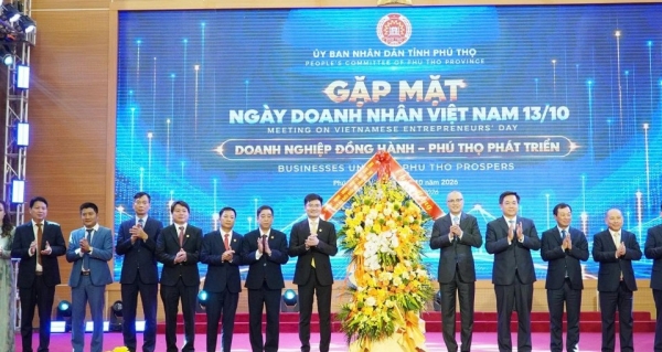 Gặp mặt Ngày Doanh nhân Việt Nam với chủ đề “Doanh nghiệp đồng hành - Phú Thọ phát triển”