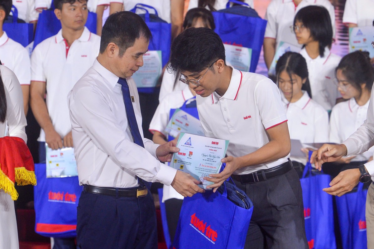 Bình Điền tiếp sức đến trường 2026: Hơn 20 năm đồng hành cùng khát vọng tri thức của tân sinh viên