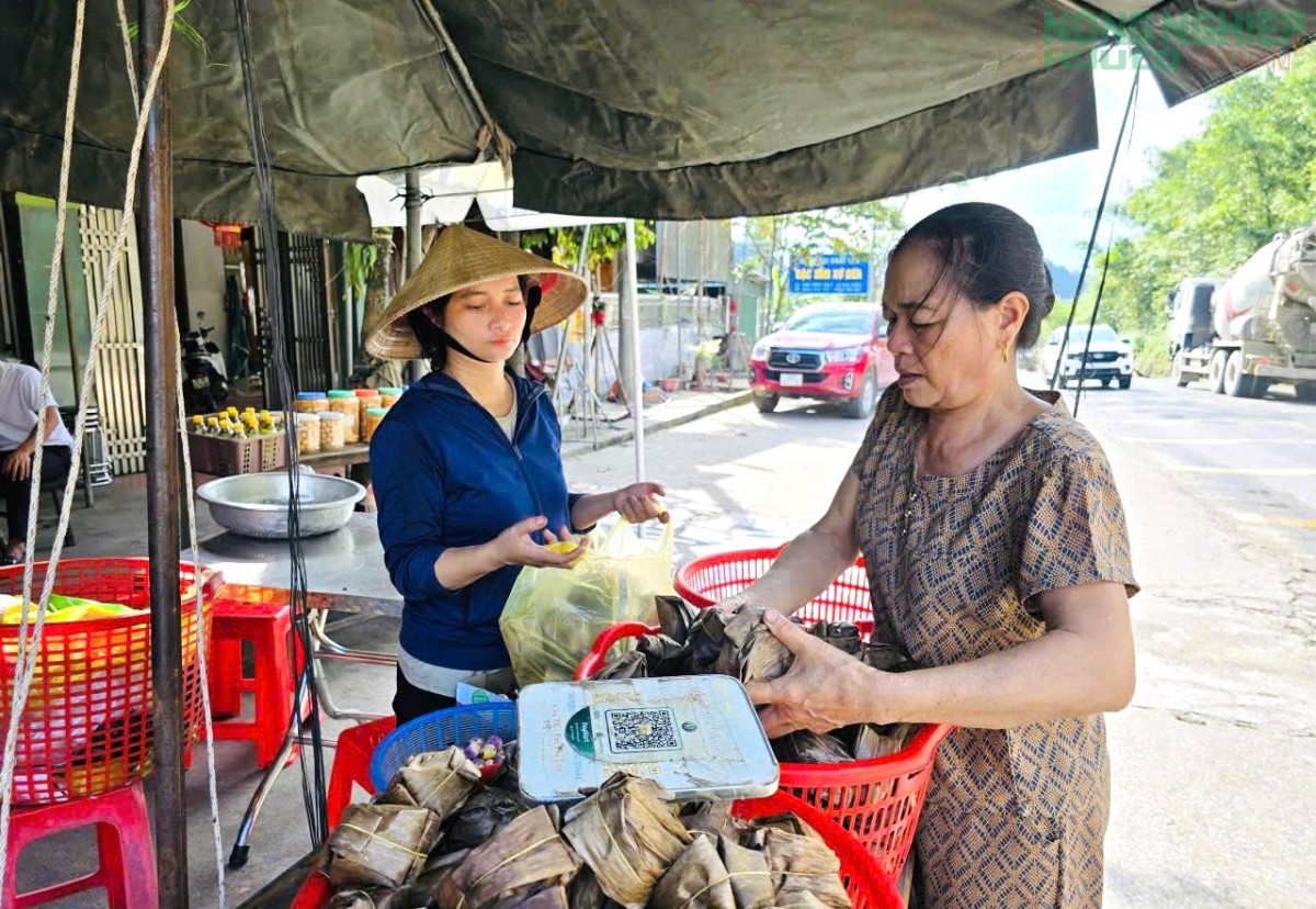 Vĩnh Tường gìn giữ nghề truyền thống làm bánh gai, tạo sinh kế cho người dân
