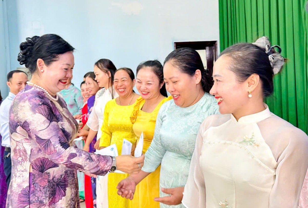 Lan tỏa yêu thương, tiếp sức phụ nữ đơn thân vượt khó