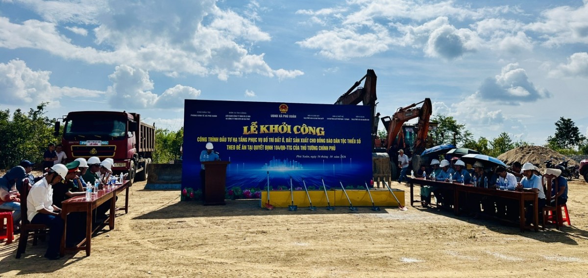 Xã Phú Xuân tổ chức Lễ khởi công Dự án bố trí đất ở, đất sản xuất cho đồng bào dân tộc thiểu số