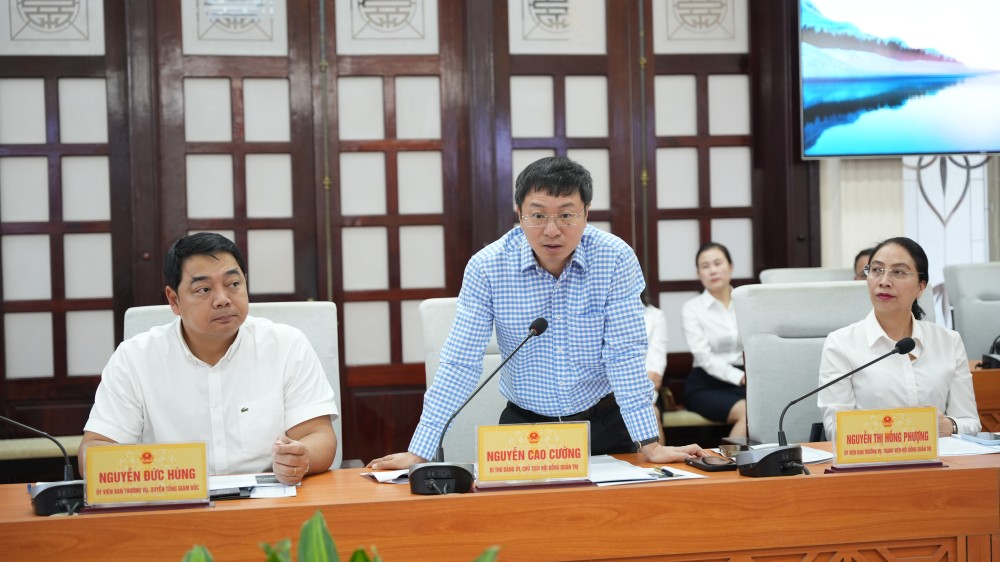 Cảng hàng không quốc tế Phú Bài, chuyển đổi số, nâng cao chất lượng dịch vụ và kết nối giao thông đô thị Huế.