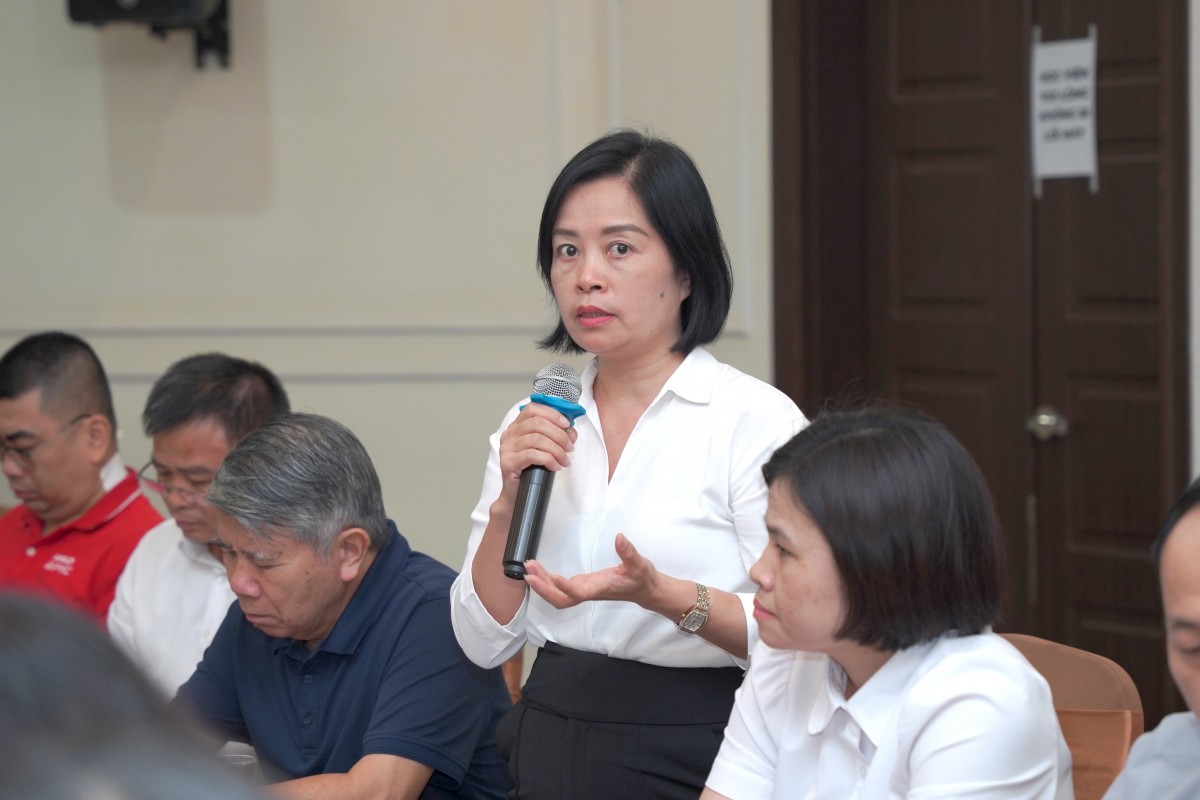 Tiến sĩ Lê Thị Thúy Hằng, Viện Chăn nuôi và Thú y Việt Nam.