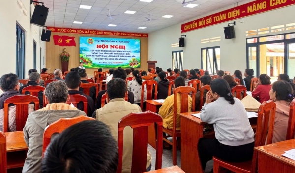 Tập huấn nâng cao năng lực cán bộ cơ sở trong lĩnh vực trồng trọt và bảo vệ thực vật