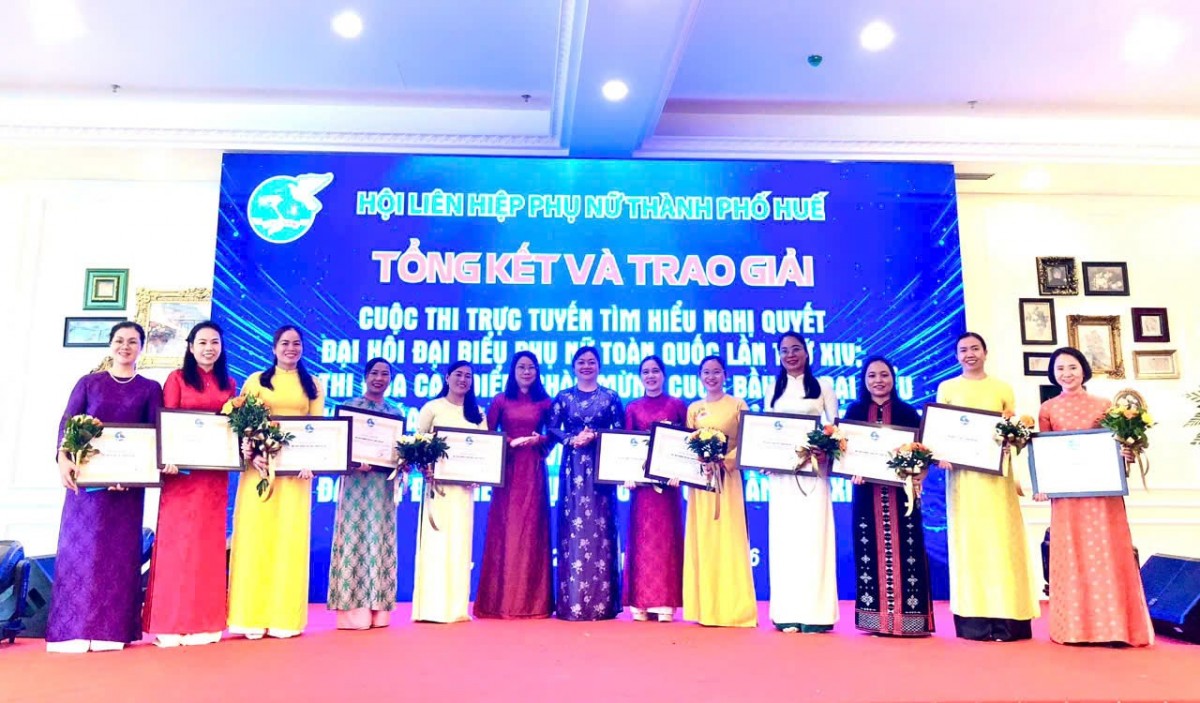 Phụ nữ thành phố Huế chủ động, sáng tạo, trách nhiệm trong phong trào thi đua và công trình vì cộng đồng.