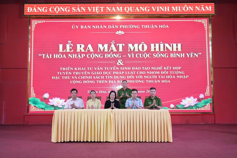 Tái hòa nhập cộng đồng tại Huế gắn với đào tạo nghề, việc làm, vay vốn ưu đãi và phát triển kinh tế gia đình.
