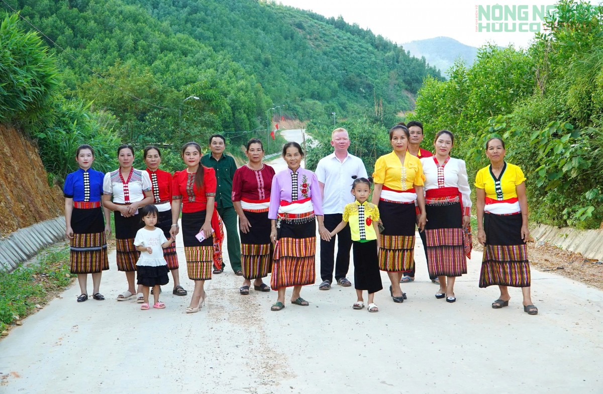 Con đường ý Đảng, lòng dân ở xóm Đồng Thái