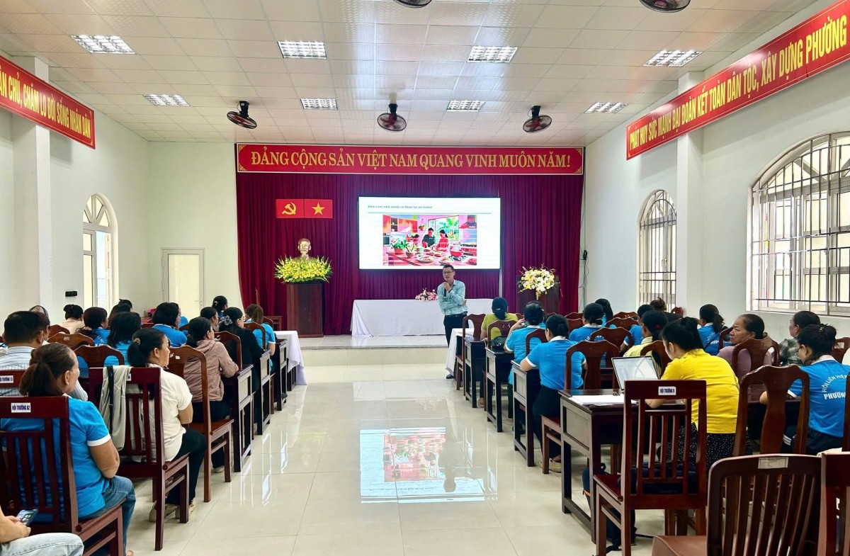 Phụ nữ Thuận An hướng tới tiêu dùng xanh, bảo vệ sức khỏe cộng đồng
