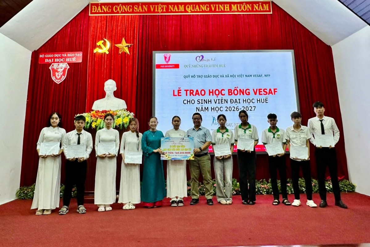 Tp Huế: Hội LHPN xã Đan Điền kết nối học bổng, tiếp sức sinh viên vượt khó