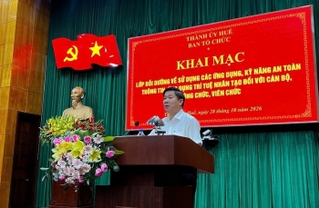Thành uỷ Huế đẩy mạnh chuyển đổi số, nâng cao kỹ năng số trong cơ quan Đảng