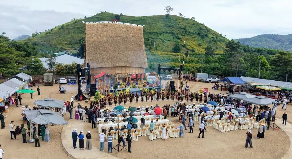 Gia Lai: Khai mạc chuỗi sự kiện văn hóa, du lịch tại xã Biển Hồ