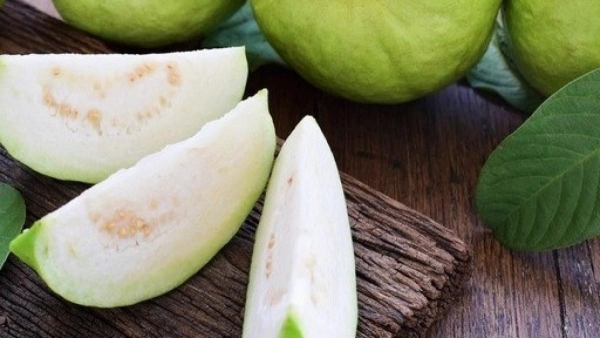6 loại trái cây giúp bảo vệ da khỏi tia UV và ngăn ngừa lão hóa trong mùa Hè